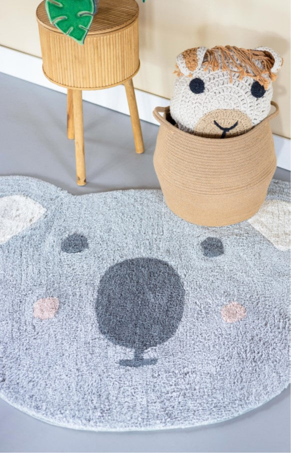 Detailfoto KidsDepot Beer tapijt β zacht hoogpolig katoen