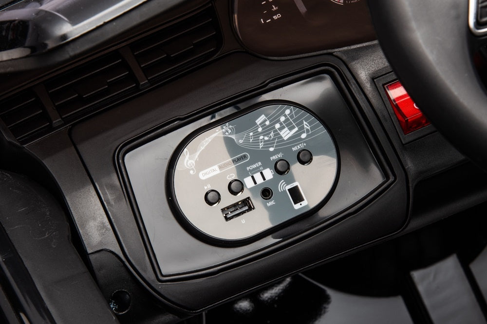 Audi Q7 12V kinderauto (Zwart) – elektrische kinderauto met rubberen banden, kunstleder zitje & afstandsbediening | Kiddoplay