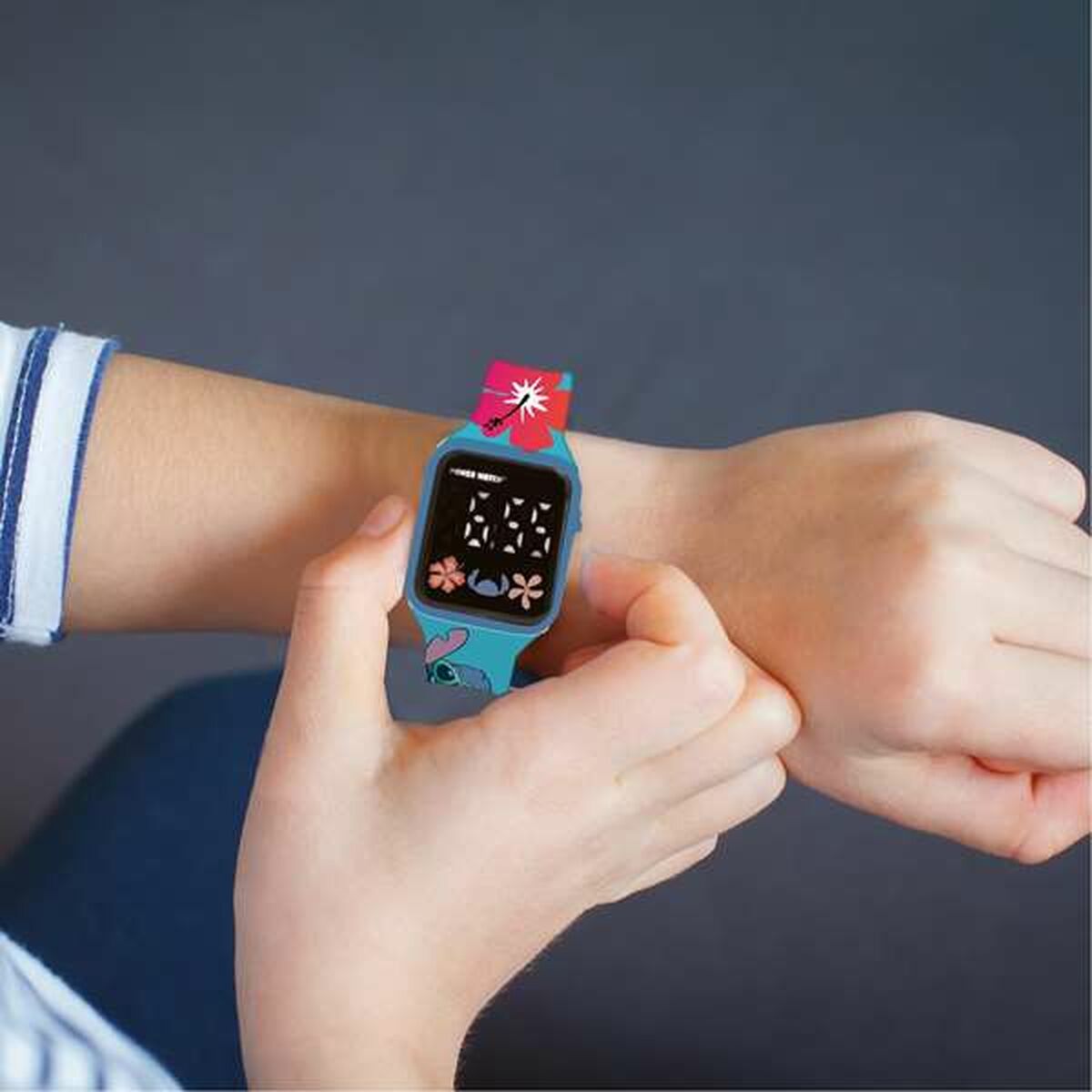 V3H921DFB3F6F25FC94D396DDBB1A4B51B6R5716778P2