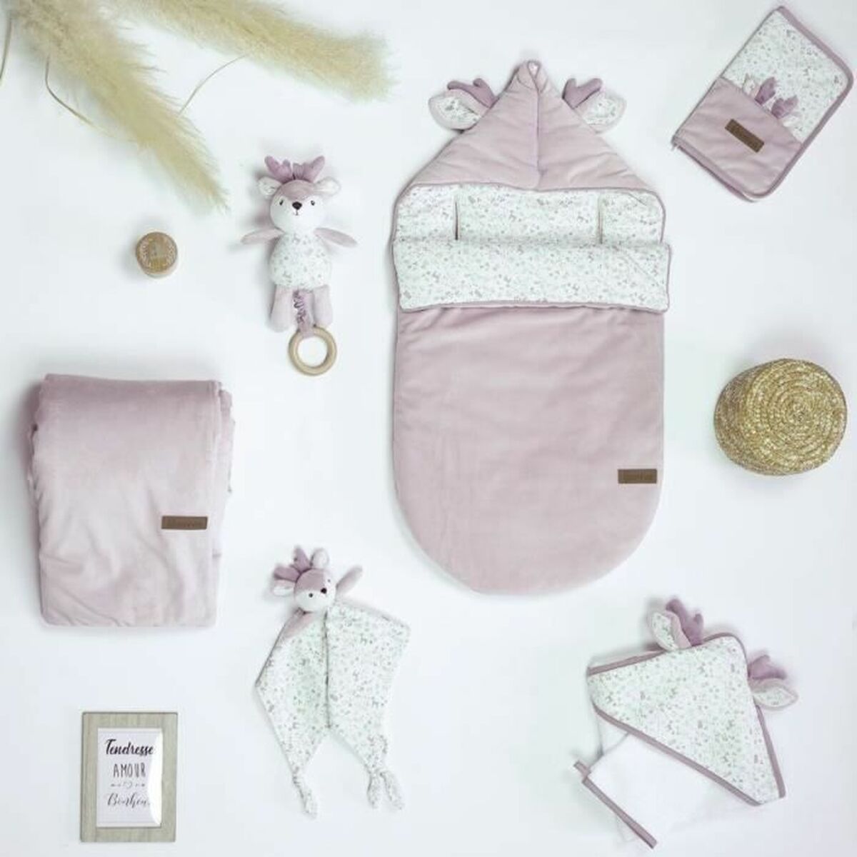 V3HCB28A3FB3381C9245A672545427264E2R5773261P2