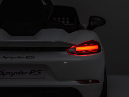Porsche Spyder RS 12V kinderauto – luxe elektrische sportwagen met rubberen banden, leren zitje & afstandsbediening | Kiddoplay