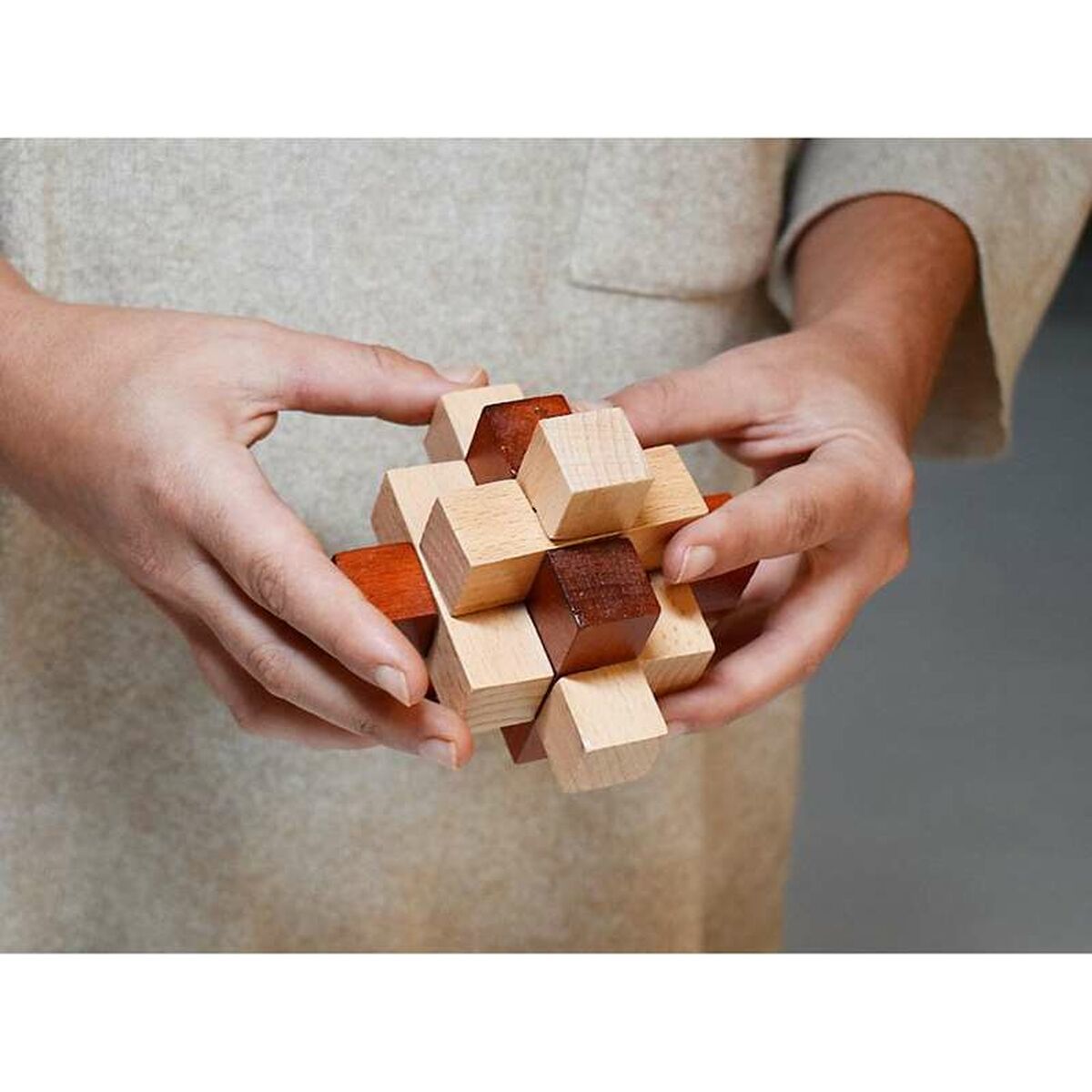 V3HB33504699A60B0B3C0DF4FC11E2C1D33R6820072P2