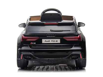 Audi RS6 12V elektrische kinderauto (zwart) – rubberen banden, kunstleder/leder zitje, 2.4GHz afstandsbediening & soft start | Kiddoplay