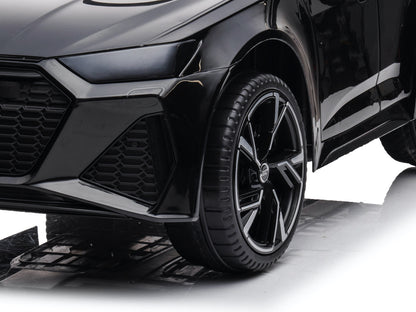 Audi RS6 12V elektrische kinderauto (zwart) – rubberen banden, kunstleder/leder zitje, 2.4GHz afstandsbediening & soft start | Kiddoplay