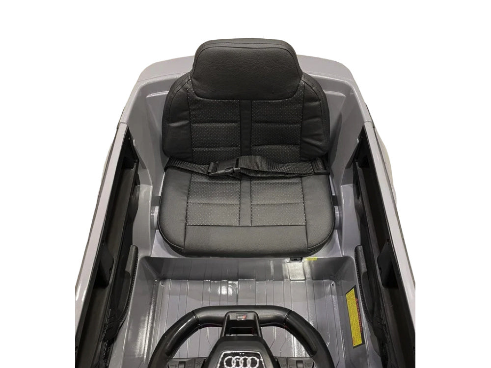 Audi RS6 12V elektrische kinderauto – rubberen banden, leder zitje & afstandsbediening | Kiddoplay