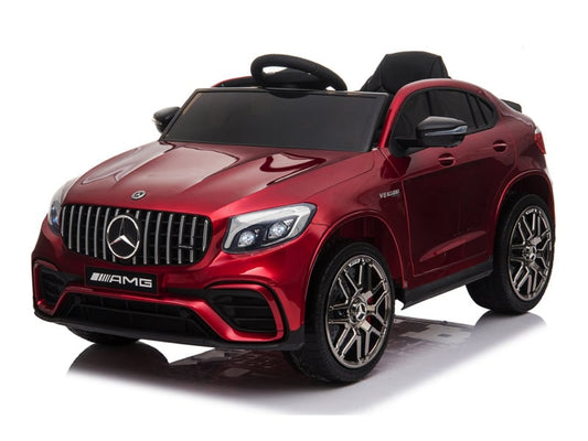 Mercedes-Benz GLC 63 elektrische kinderauto – luxe accu auto met rubberen banden, kunstleder zitje & muziekmodule | Kiddoplay