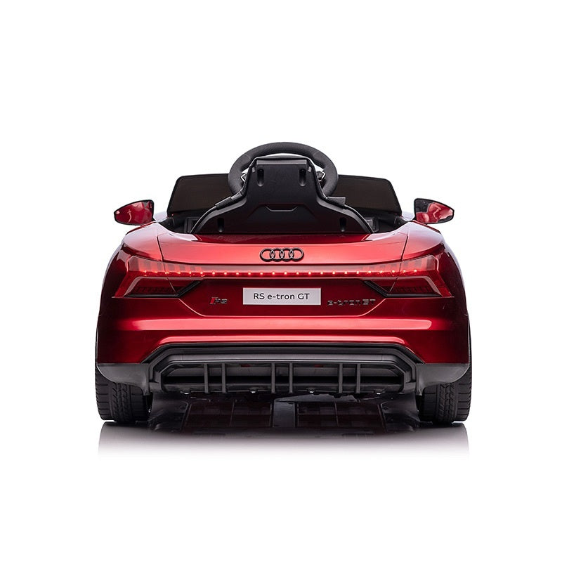Audi RS e-tron GT 12V elektrische kinderauto – luxe sportwagen met muziekmodule & rubberen banden | Kiddoplay
