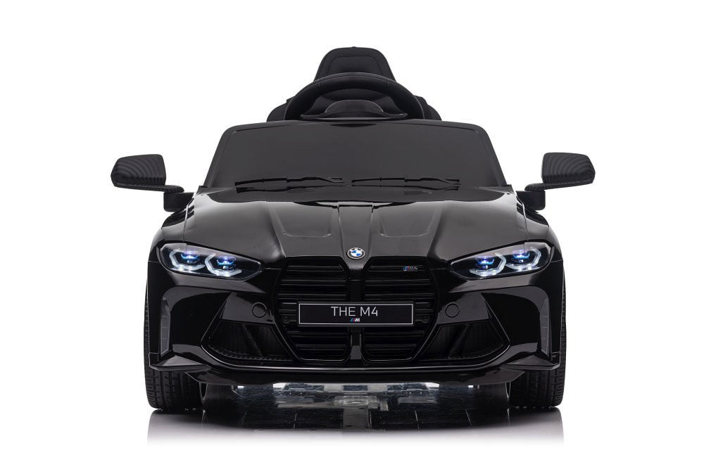 BMW M4 12V kinderauto – luxe elektrische sportwagen met rubberen banden, leren zitje & afstandsbediening | Kiddoplay