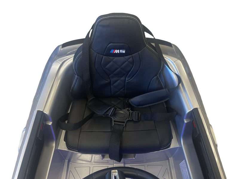 Bmw M5, Leder Zitje, Rubberen Banden, Kinder Accu Auto!